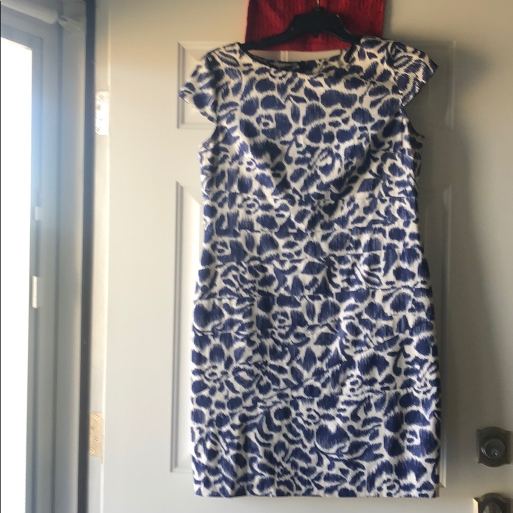 Alyx dress size 16, blue/white cap sleeves